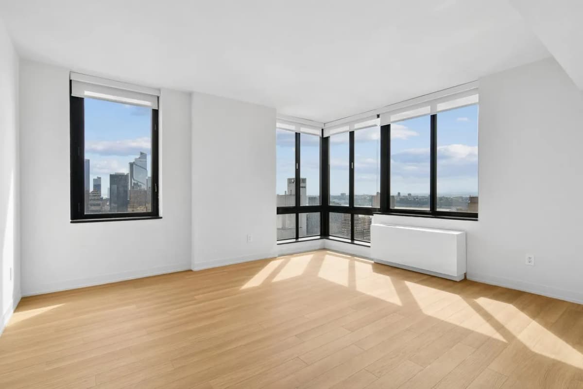 Apartment in Hell's Kitchen
