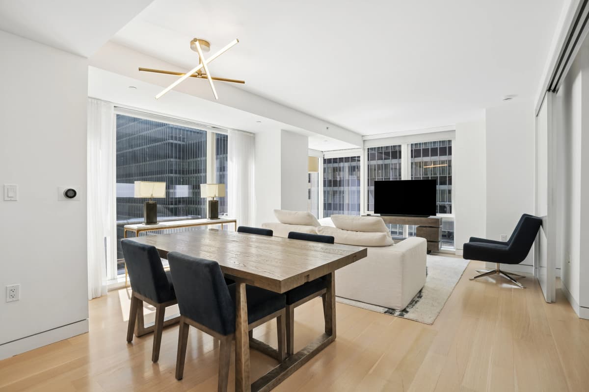 Apartment in Midtown East