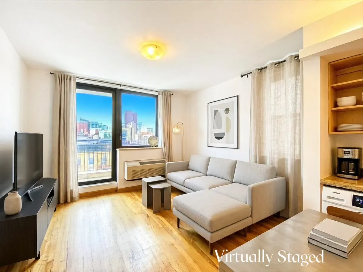Apartment in Chinatown