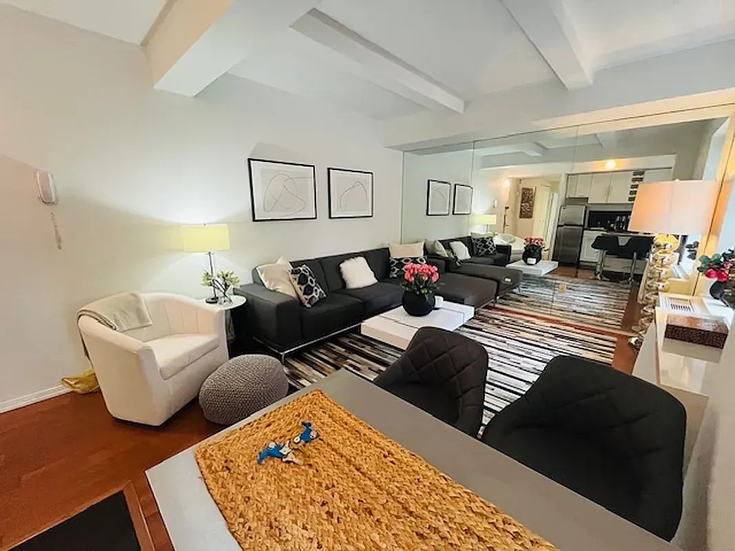 Apartment in Midtown East
